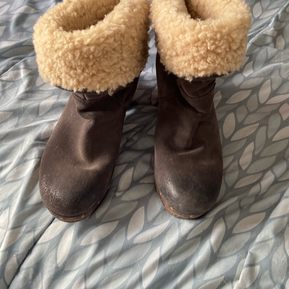Warm Ugg boots